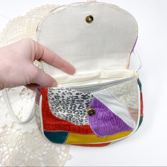 Vintage Y2K Multicolor Leather Patch Stitch Purse - Picture 4 of 5